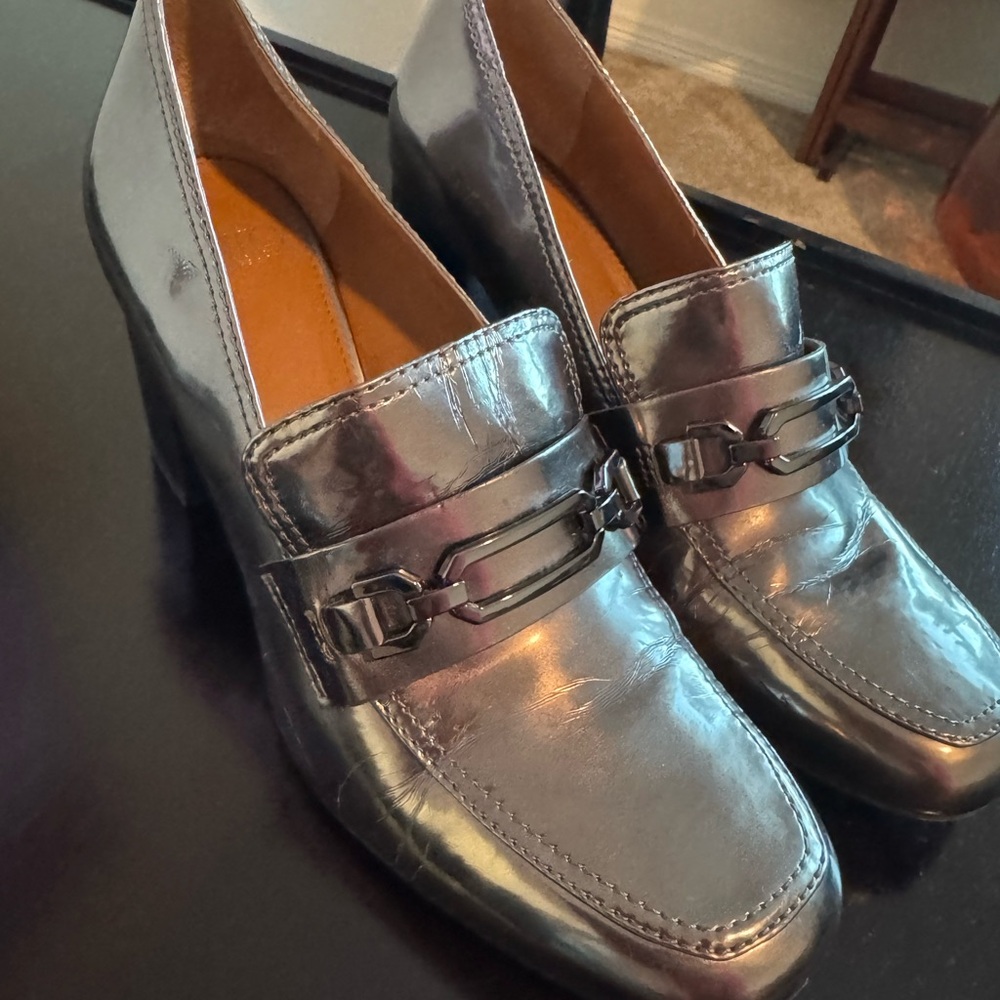 Silver Women's block heel shoe